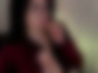 Evaa's Live Sex Cam Show