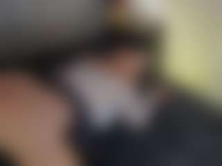 Evaa's Live Sex Cam Show