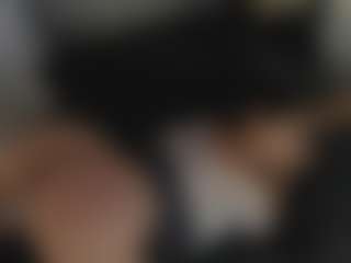 Evaa's Live Sex Cam Show