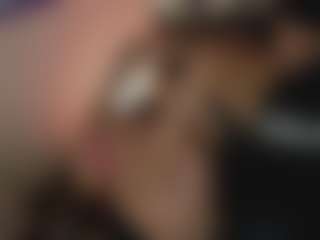 Evaa's Live Sex Cam Show