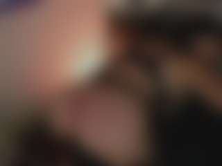 Live cam show with Evaa - Lush Curvy on TottyGirls