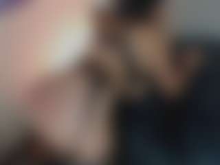 Evaa's Live Sex Cam Show