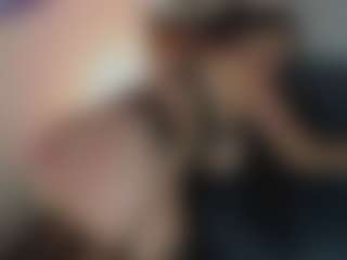 Evaa's Live Sex Cam Show