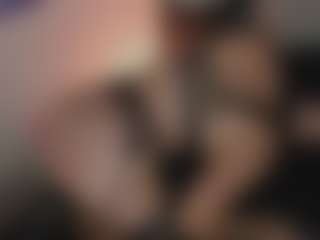 Evaa's Live Sex Cam Show