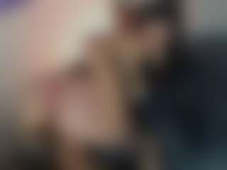 Evaa's Live Sex Cam Show