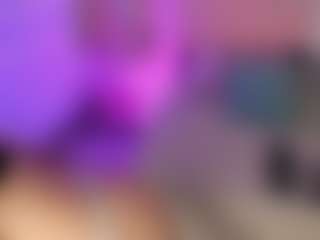 Evaa's Live Sex Cam Show