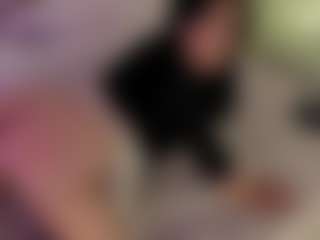 Evaa's Live Sex Cam Show