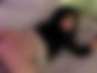 Evaa's Live Sex Cam Show
