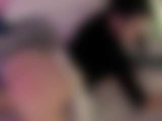 Live cam show with Evaa - Public BBW on intimatelivegirls.com
