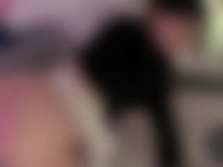 Evaa's Live Sex Cam Show