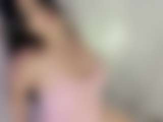 Evaa's Live Sex Cam Show