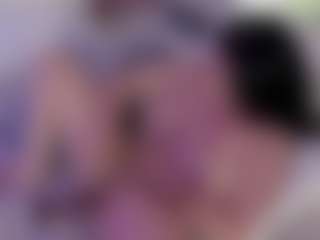 Evaa's Live Sex Cam Show