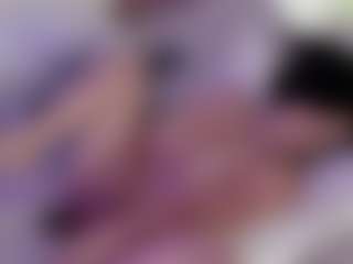 Live cam show with Evaa - Spank Brown Hair on Hubzter Live