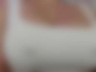 Live cam show with Evaa - Fuck Machine on TeamSkeetLive