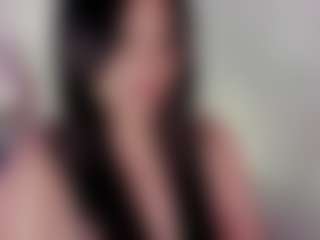 Live cam show with Evaa - Nipple Play on friskycurves.com