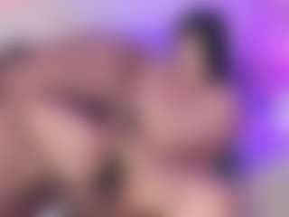 Evaa's Live Sex Cam Show