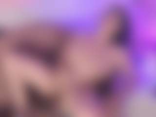 Evaa's Live Sex Cam Show