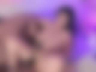 Evaa's Live Sex Cam Show