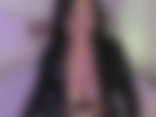Evaa's Live Sex Cam Show