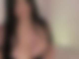 Evaa's Live Sex Cam Show