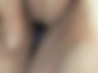 Live cam show with Evaa - Fuck Machine on Mixed Magazine Live