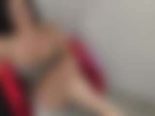 Evaa's Live Sex Cam Show