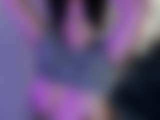 Evaa's Live Sex Cam Show