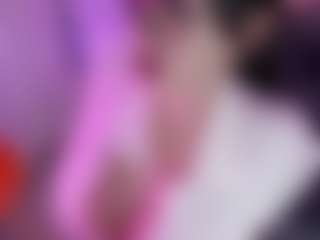 Evaa's Live Sex Cam Show