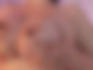 Evaa's Live Sex Cam Show