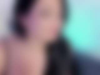 Evaa's Live Sex Cam Show