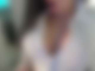 Evaa's Live Sex Cam Show