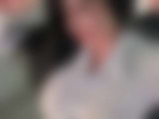 Live cam show with Evaa - Public on madthumbs