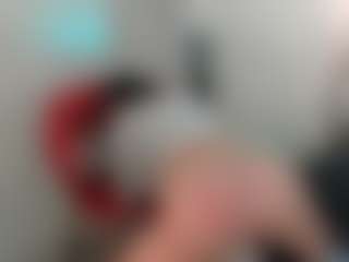 Evaa's Live Sex Cam Show