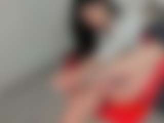 Evaa's Live Sex Cam Show