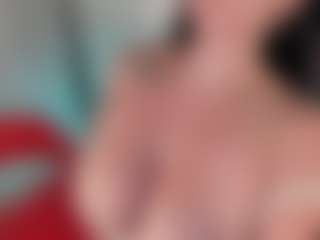 Evaa's Live Sex Cam Show