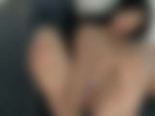 Evaa's Live Sex Cam Show
