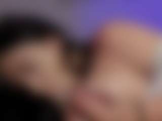 Evaa's Live Sex Cam Show