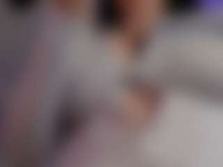 Live cam show with Evaa - Ride Torso on madthumbs