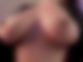 Evaa's Live Sex Cam Show