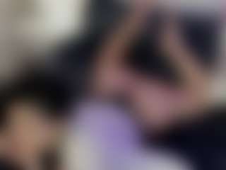 Evaa's Live Sex Cam Show