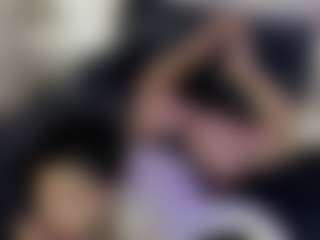 Evaa's Live Sex Cam Show