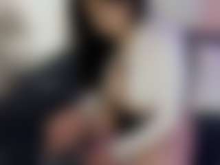 Evaa's Live Sex Cam Show