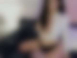 Evaa's Live Sex Cam Show