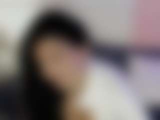 Evaa's Live Sex Cam Show