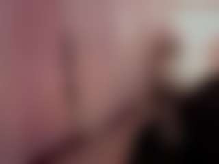 Live cam show with Evaa - Sexy on friskycurves.com