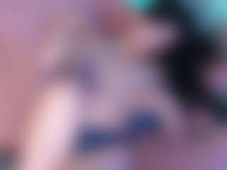 Evaa's Live Sex Cam Show