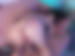 Evaa's Live Sex Cam Show