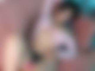 Evaa's Live Sex Cam Show