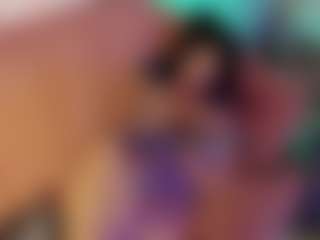 Evaa's Live Sex Cam Show