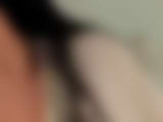 Evaa's Live Sex Cam Show